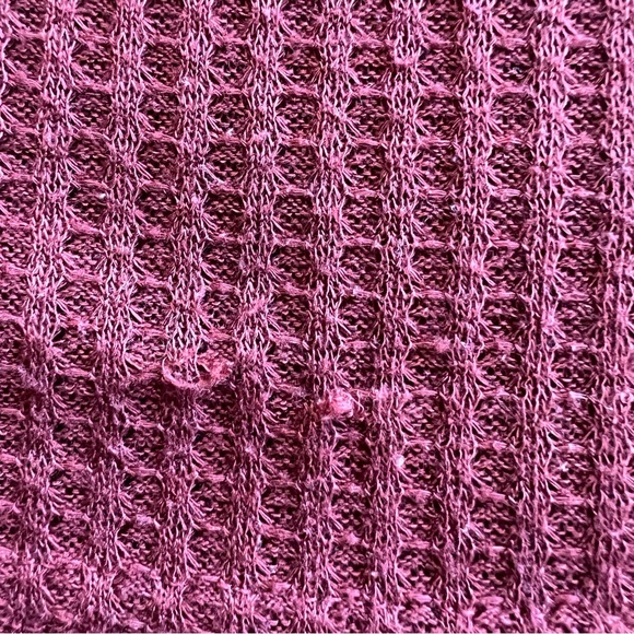 SHEIN Maroon Knit Top with Black Lace Detail - Picture 4 of 4